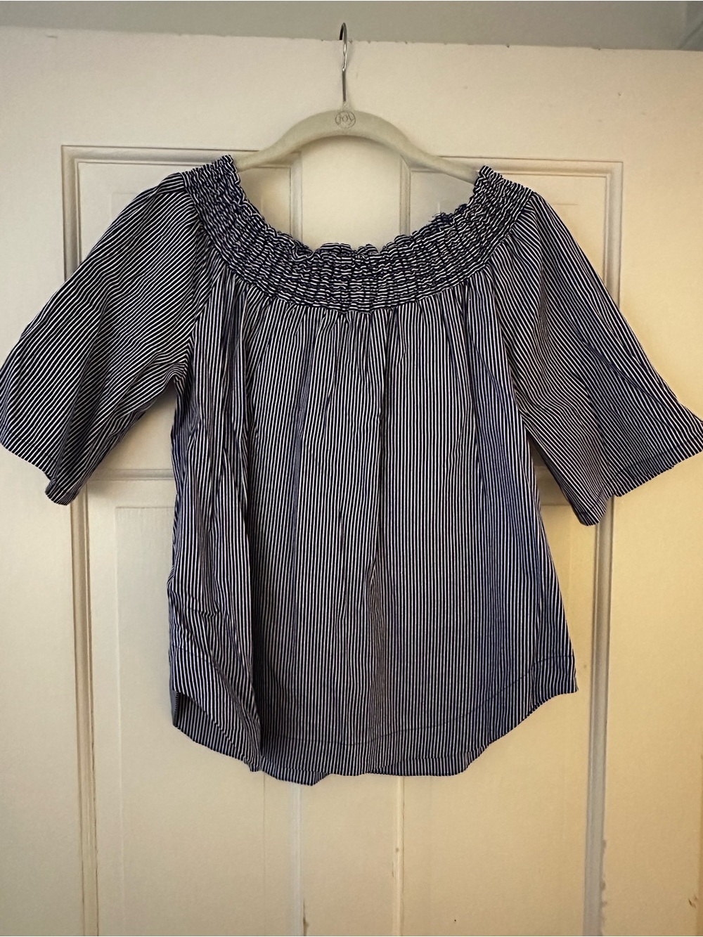 Off or on the shoulder stripe  top